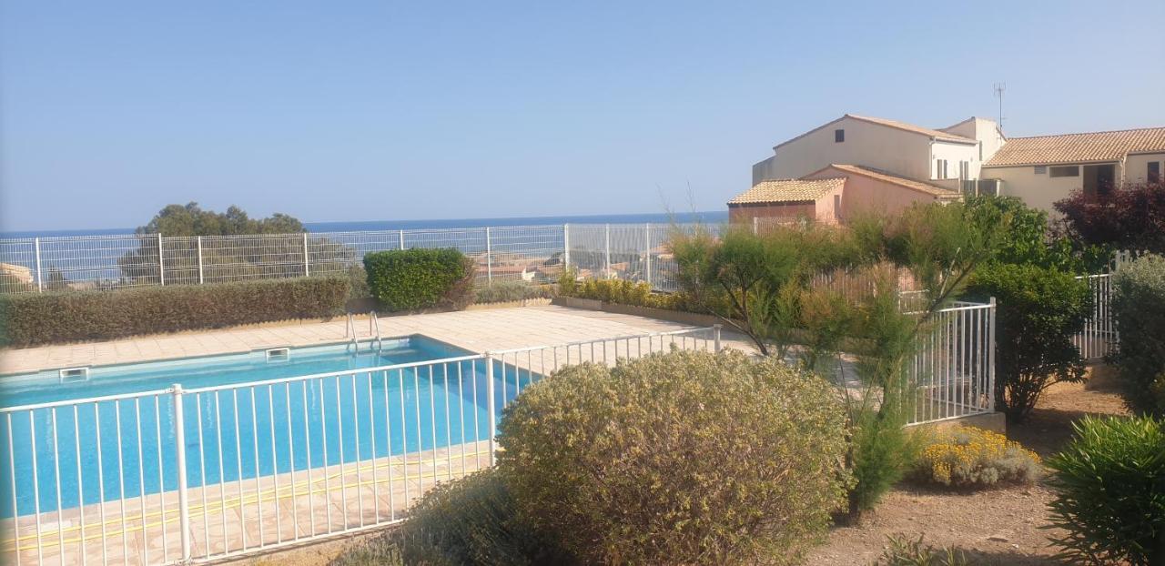 Appt 2 Ou 4 Personnes Avec Piscine, Tennis Et Parking Prive Fleury  Exterior foto